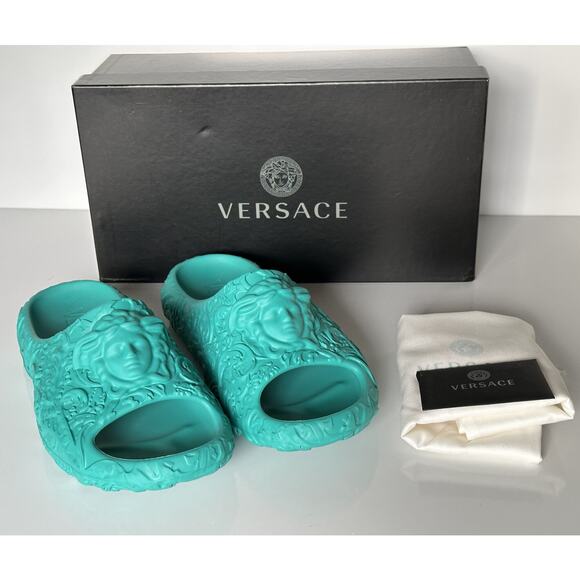 NIB $525 Versace Medusa Head Slides Pool Sandals Turquoise 12 US (45) 1005746 IT - Picture 14 of 15